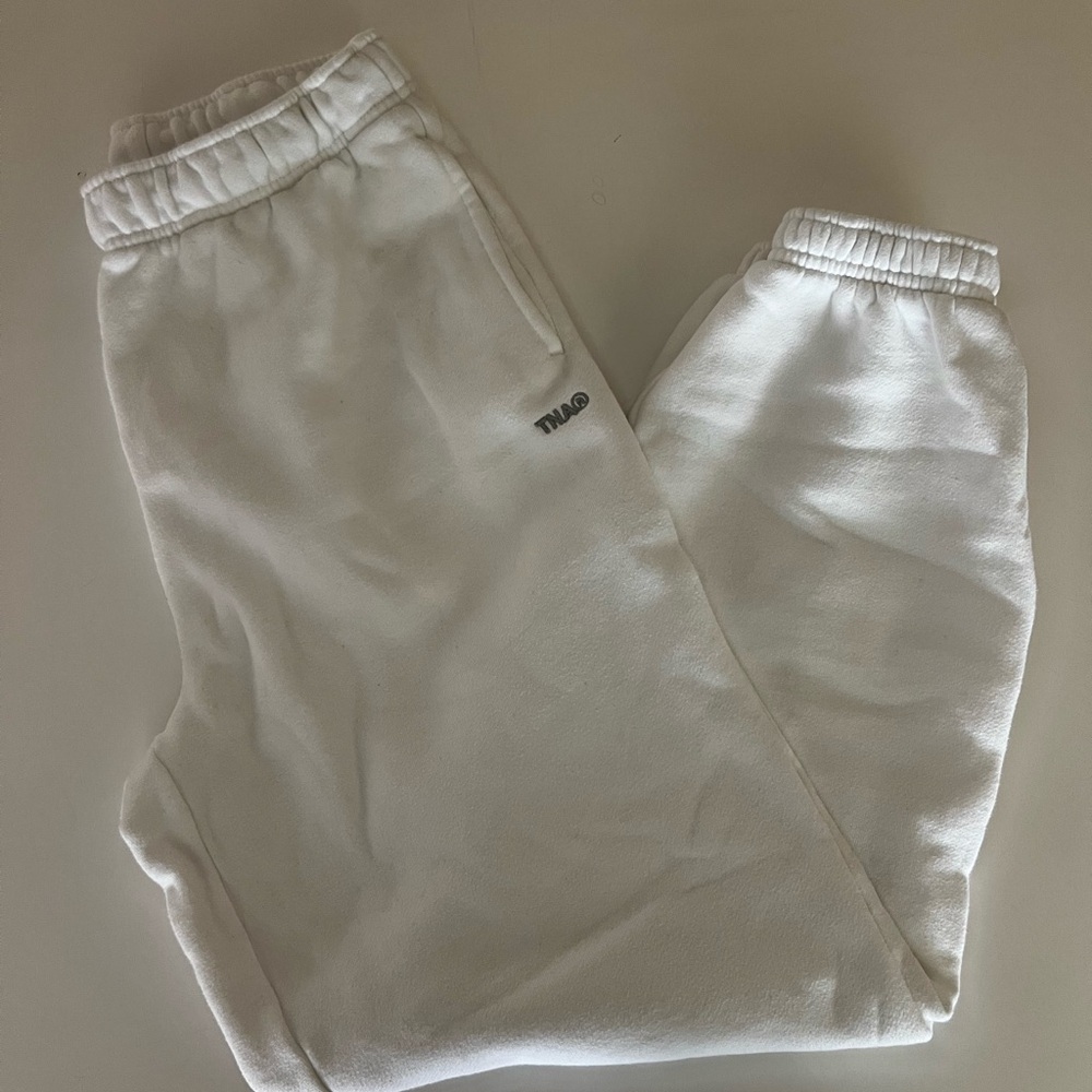 Aritzia TNA Cozy Fleece Sweatpants in White